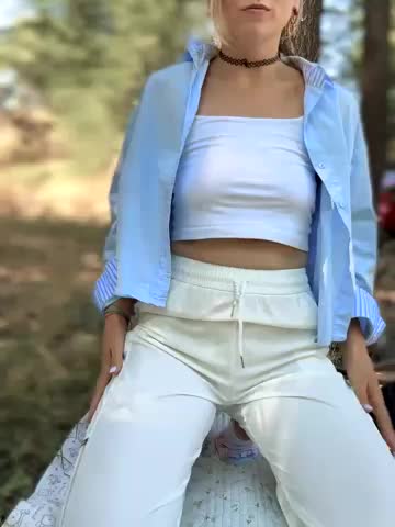 Crazy-Rosa Adult Chat August 13, 2025