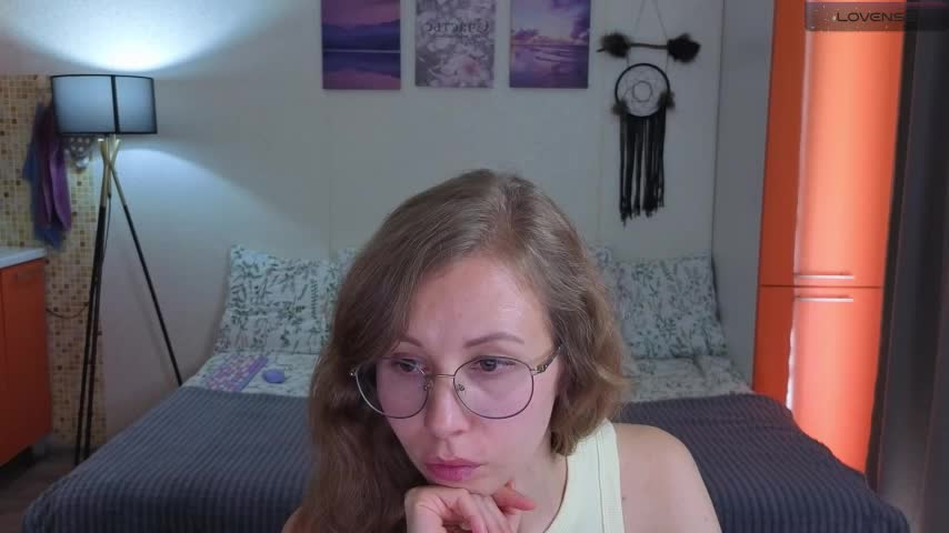 Lill_Mary Adult Chat August 13, 2025