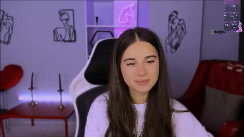 miki_nikki Adult Chat August 13, 2025