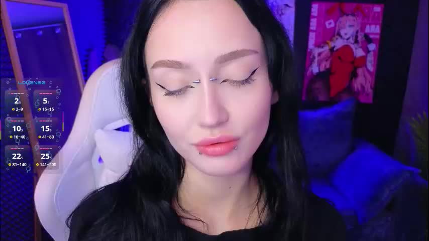 holly_berryy_ Adult Chat August 13, 2025