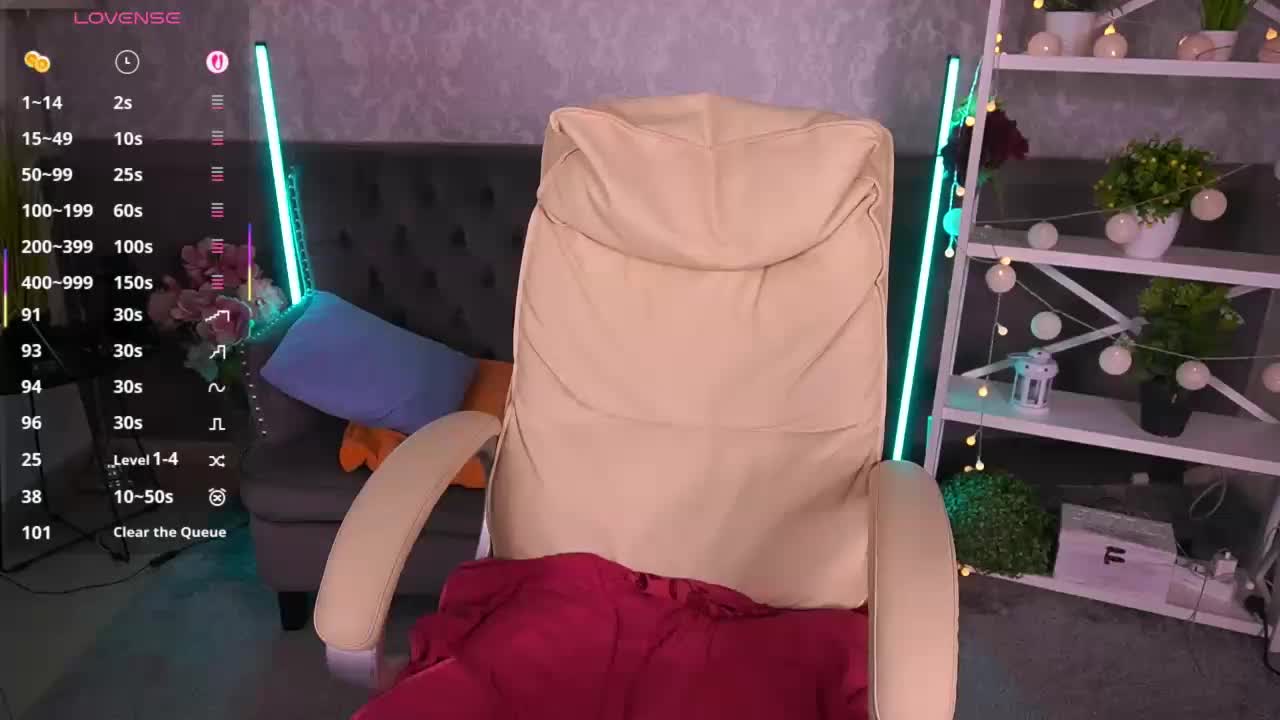 MiaVixenn Adult Chat August 13, 2025