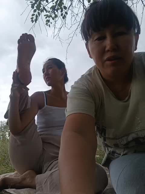 Luu-Lii77 Adult Chat August 13, 2025