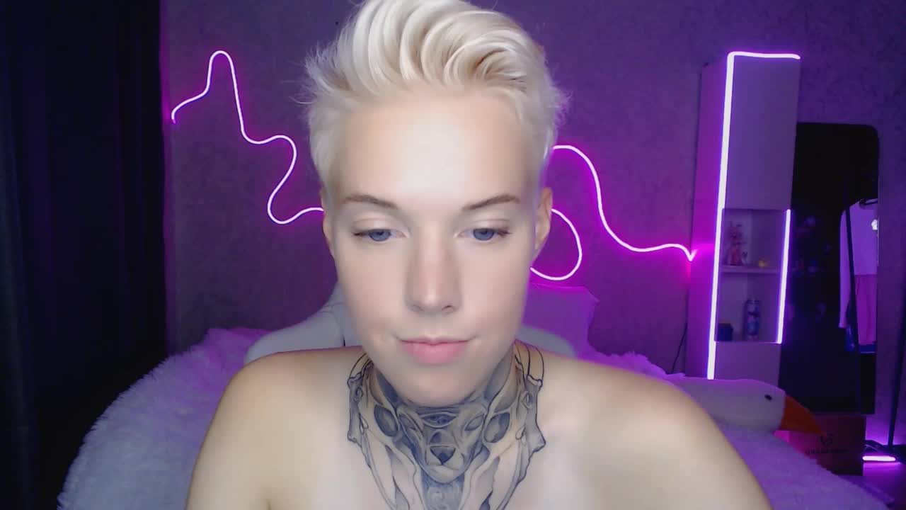 tezes Adult Chat August 13, 2025