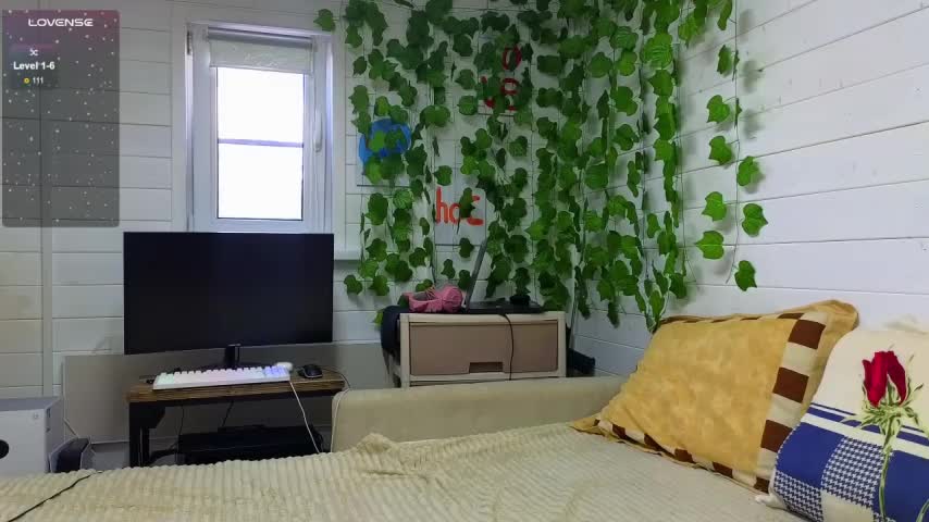 Misss_Vikk Adult Chat August 13, 2025