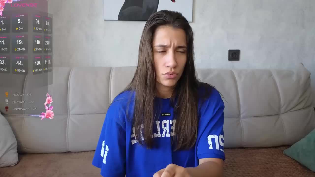 hot-ass-18 Adult Chat August 13, 2025