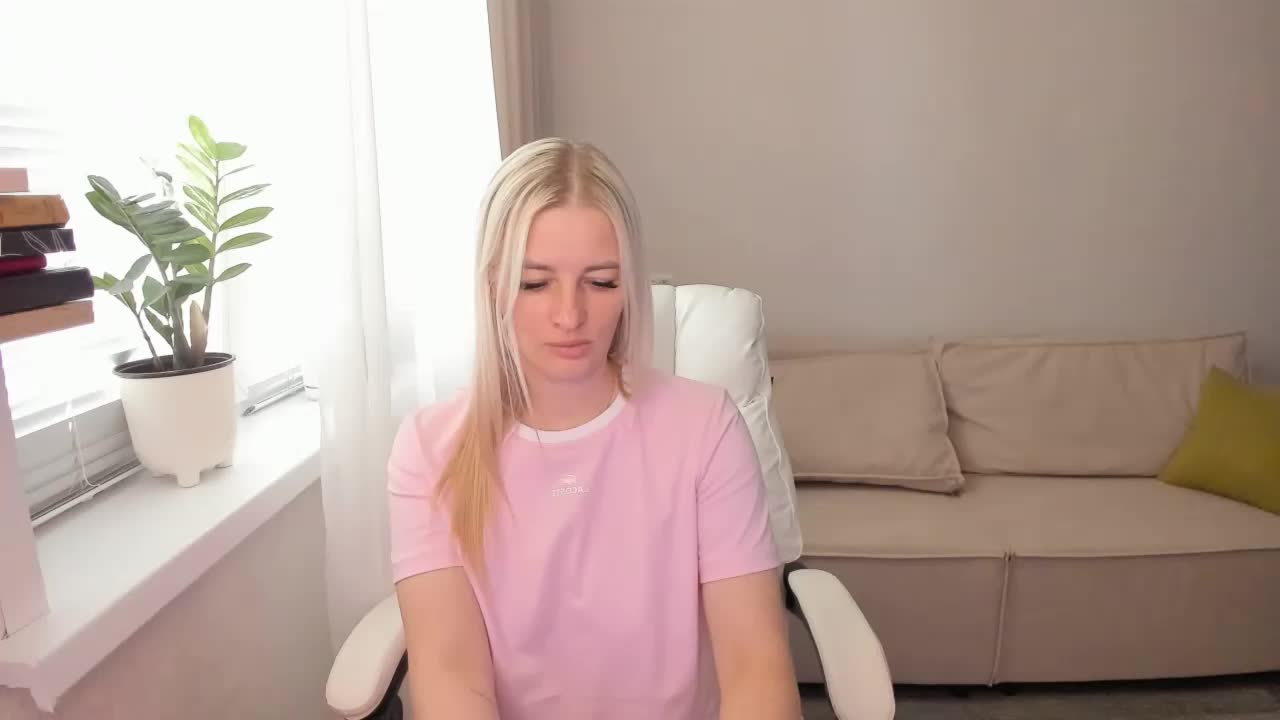 Princessa_ya Adult Chat August 13, 2025