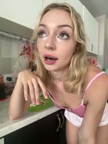 melissa_grr Adult Chat August 13, 2025