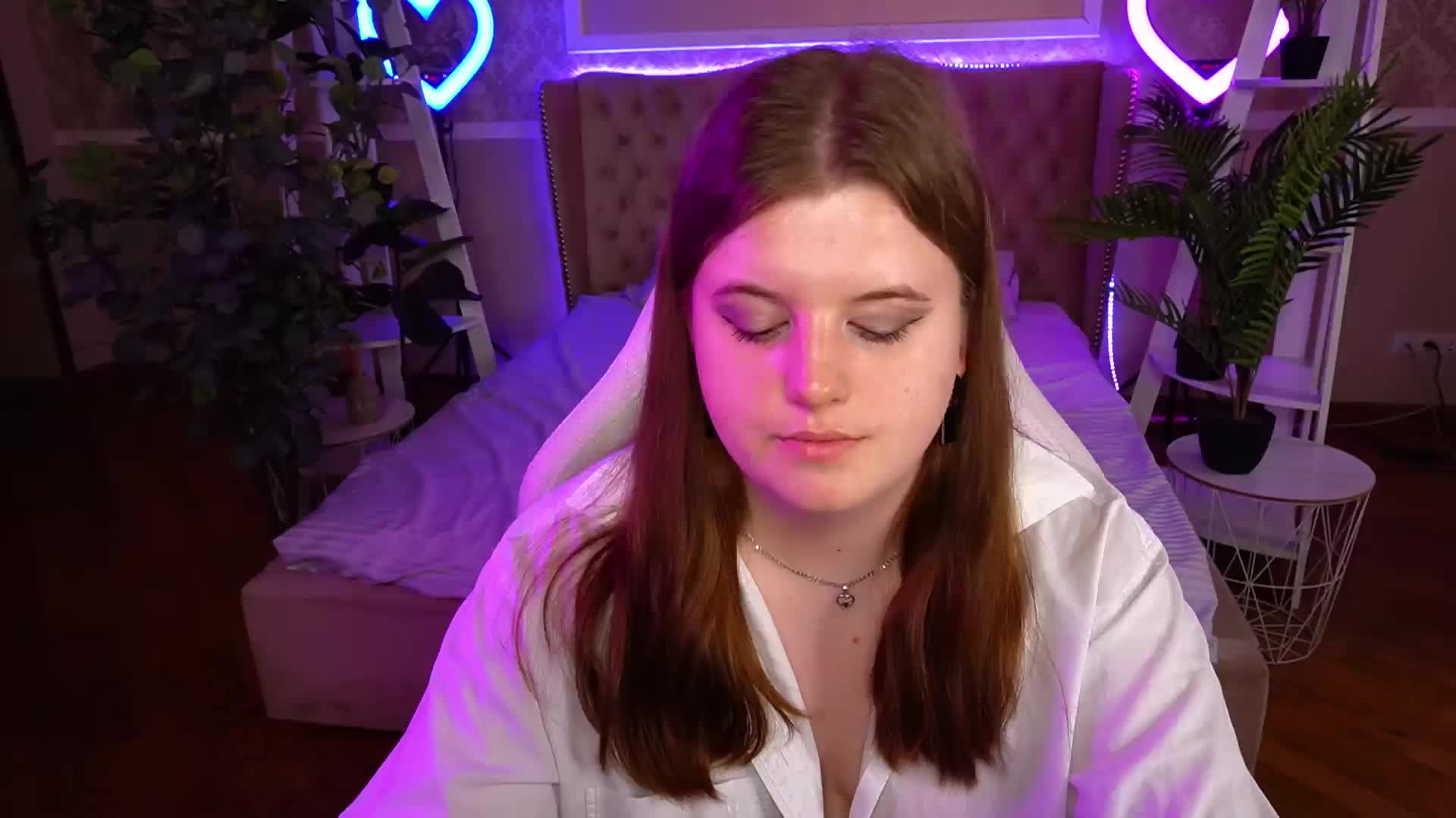 KristiMoons Adult Chat August 14, 2025