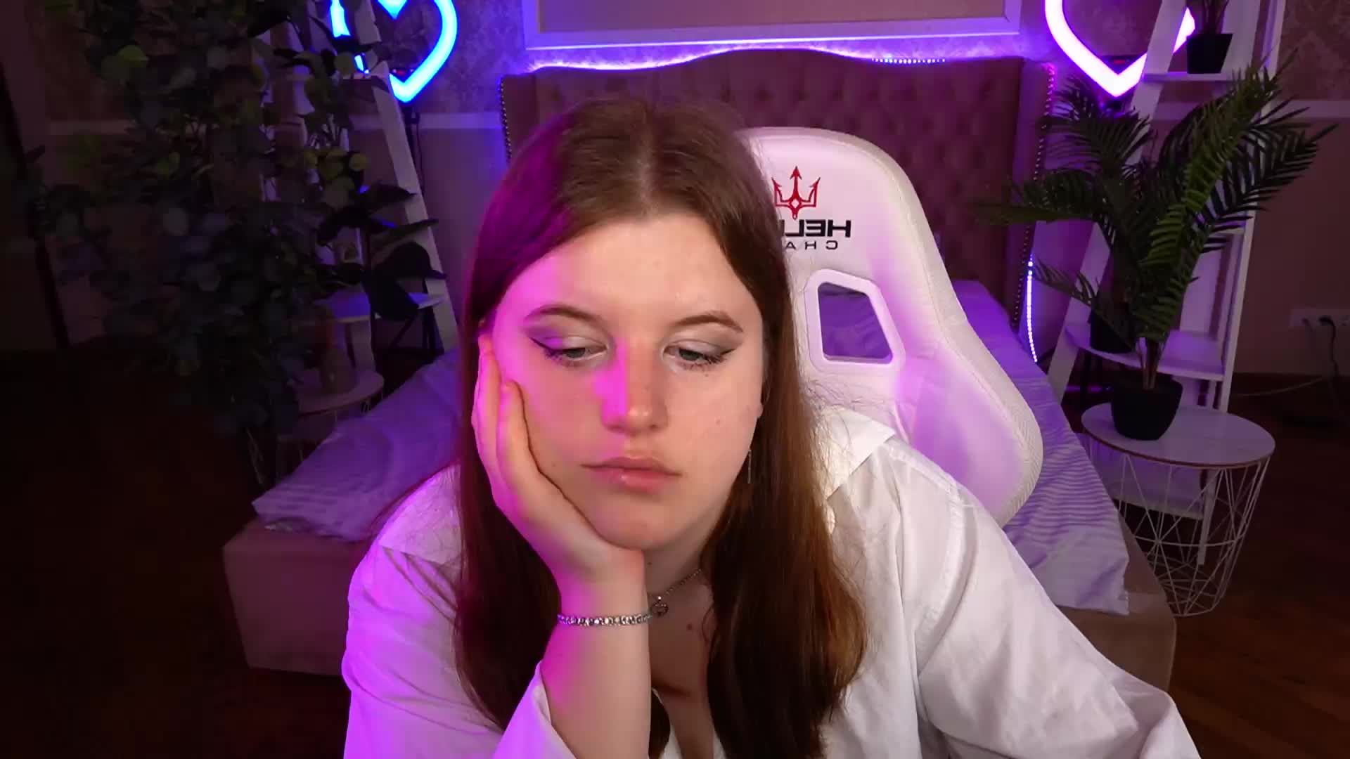 KristiMoons Adult Chat August 14, 2025