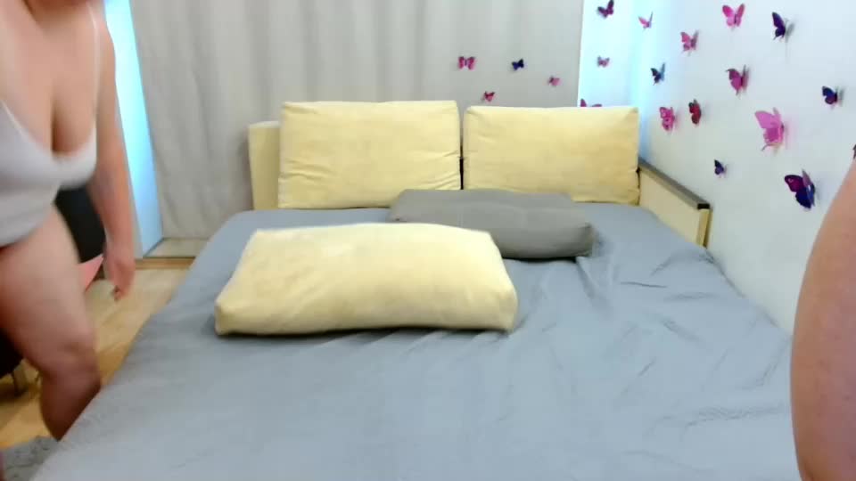 beckyandellen Adult Chat August 13, 2025