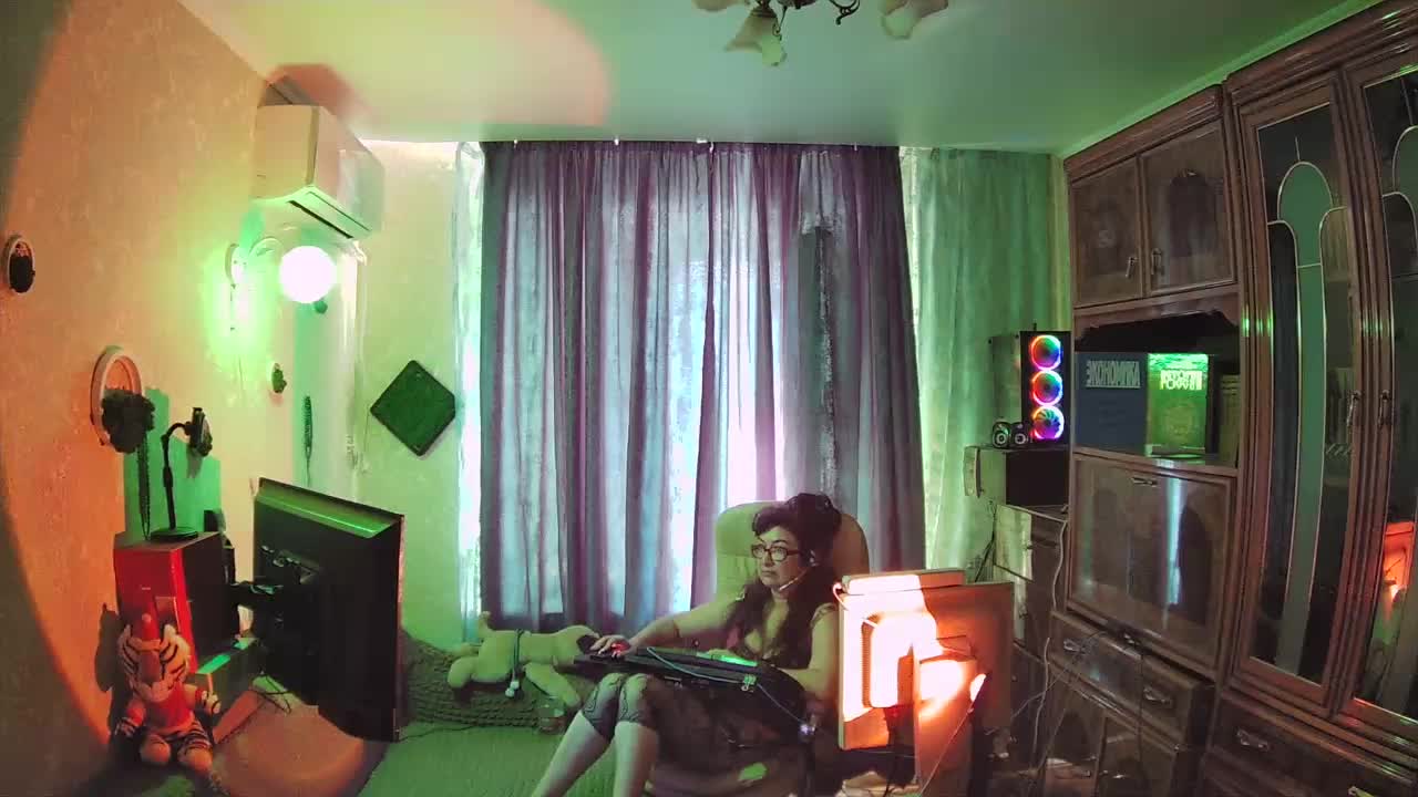 Infodar Adult Chat August 14, 2025