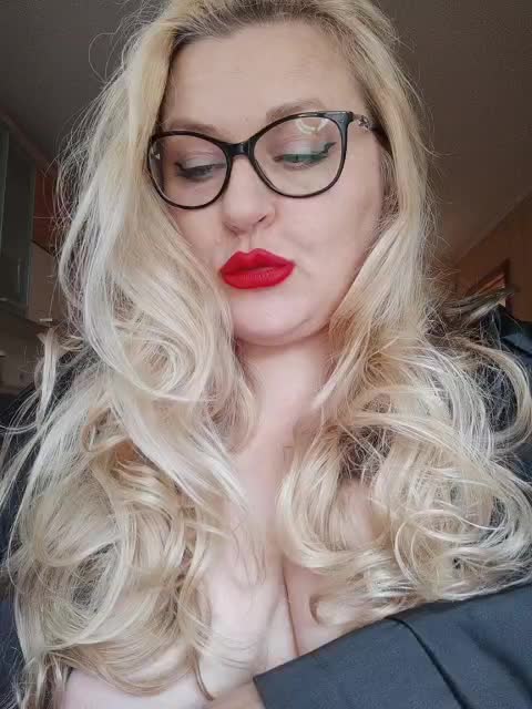 NushaMilf Adult Chat August 14, 2025