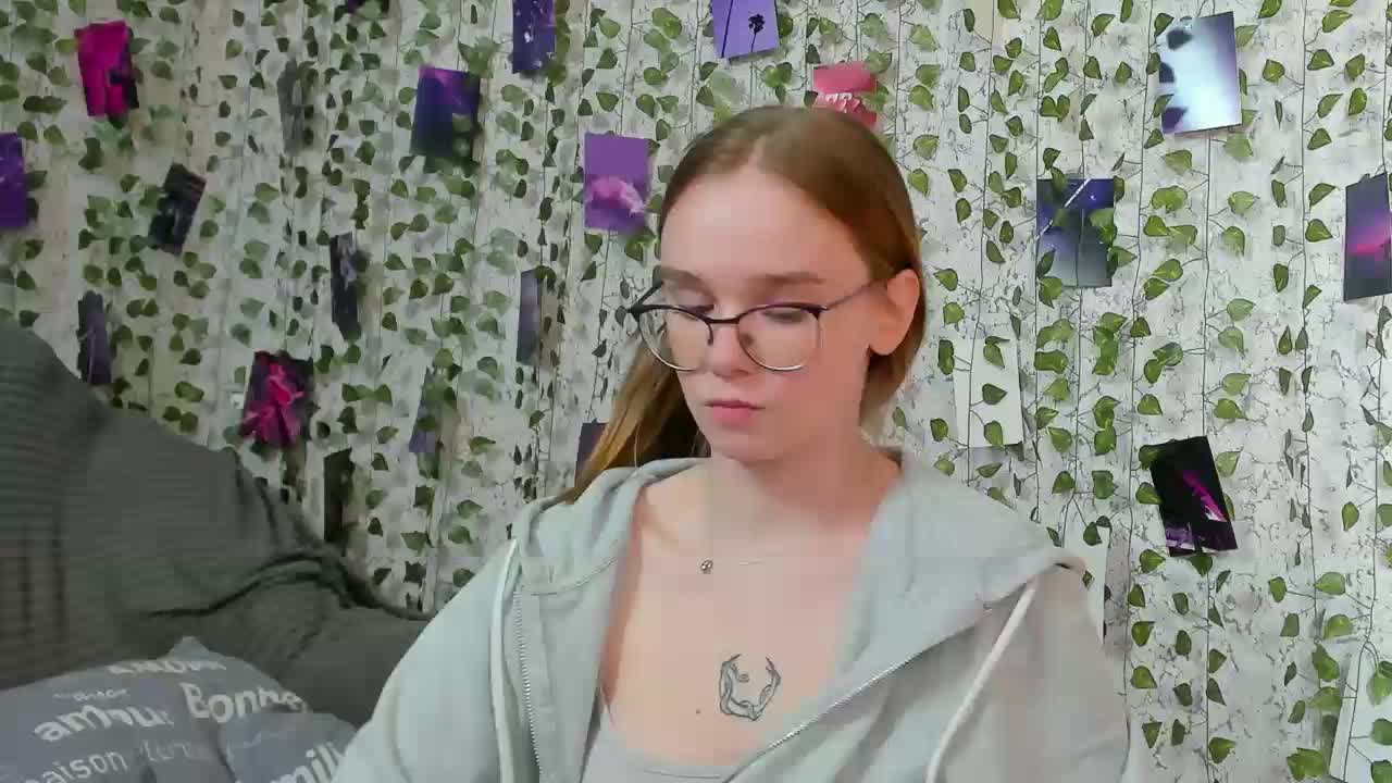 Stacey-Kiss Adult Chat August 14, 2025