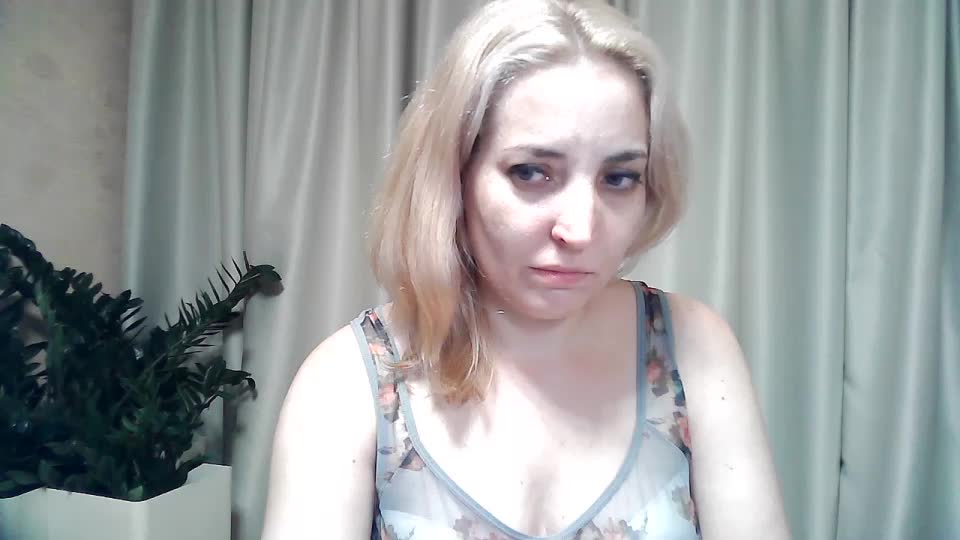 mariska-kiska Adult Chat August 14, 2025