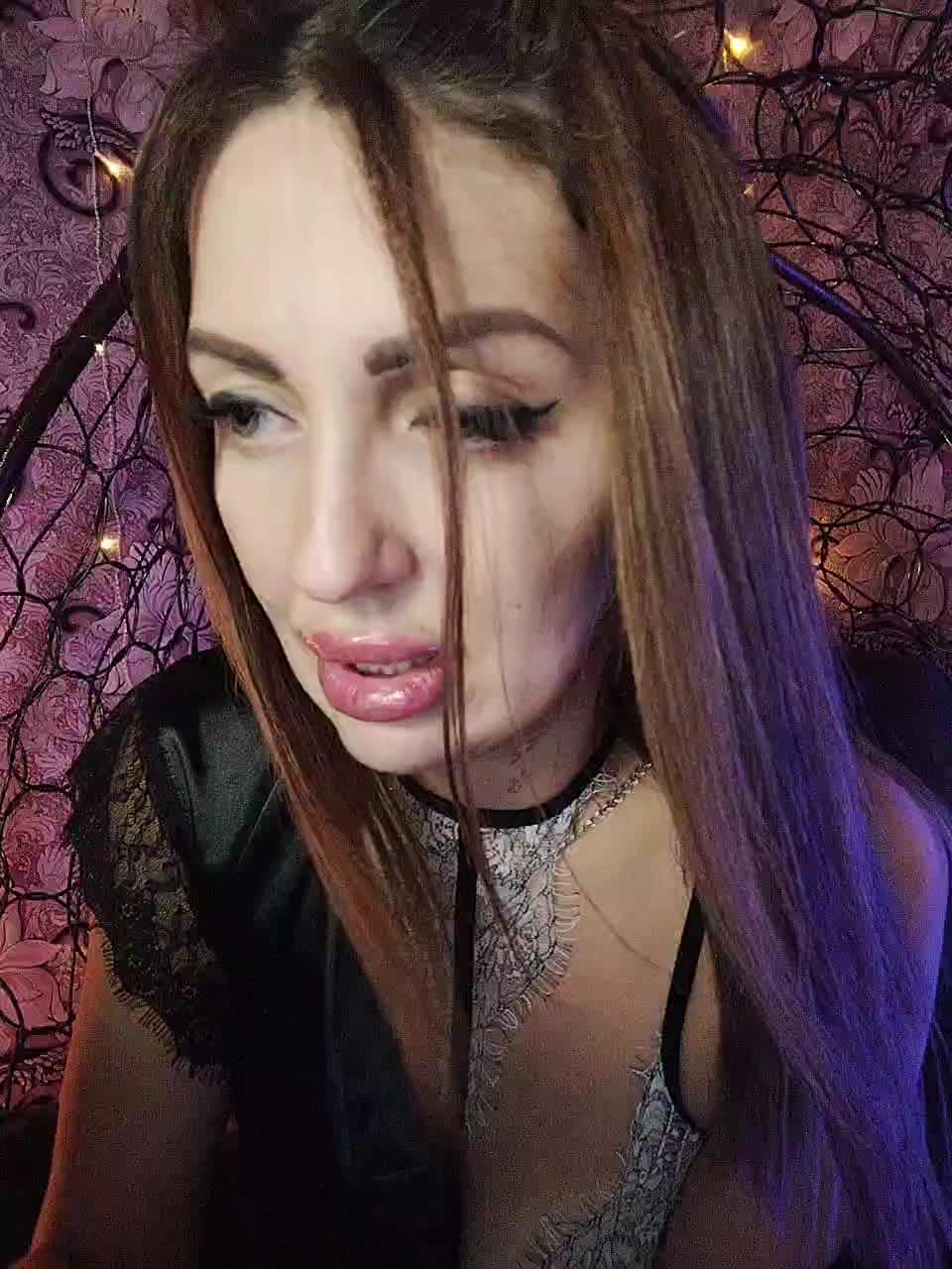 SexyKitty75-1 Adult Chat August 14, 2025