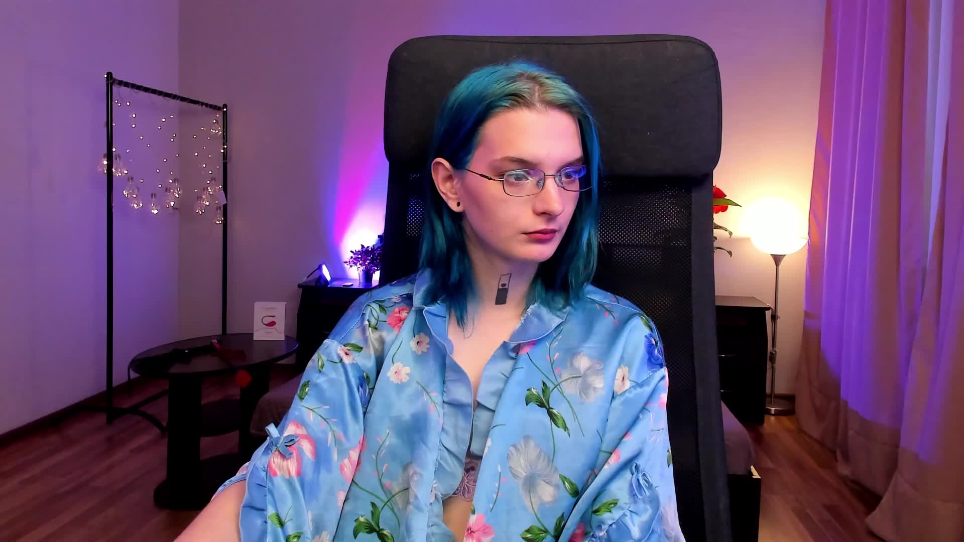 lika-haris Adult Chat August 14, 2025