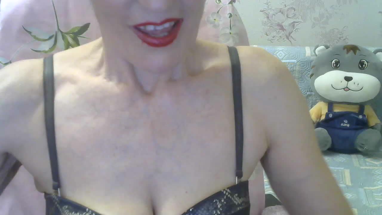 Red-Rose-777 Adult Chat August 14, 2025