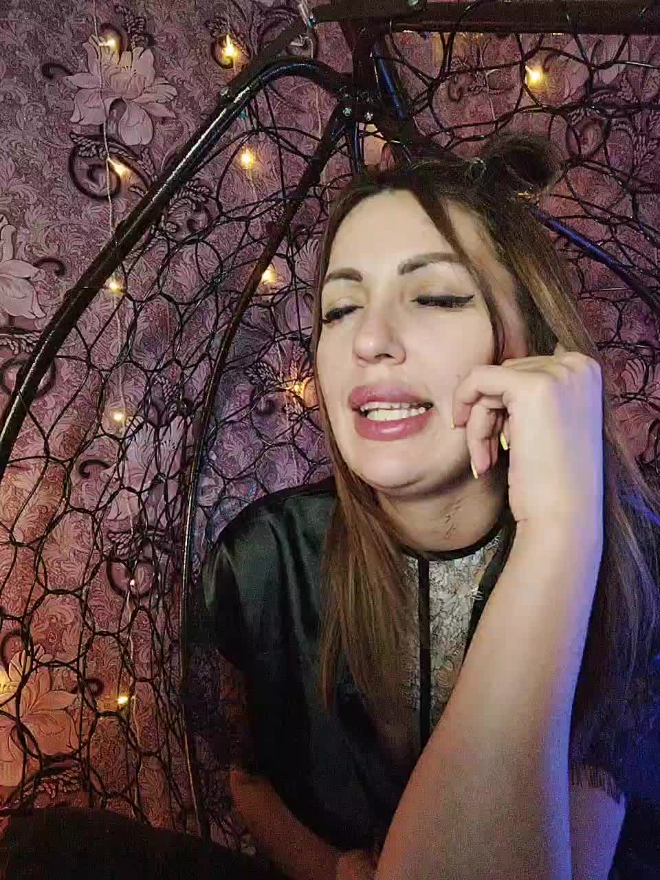 SexyKitty75-1 Adult Chat August 14, 2025