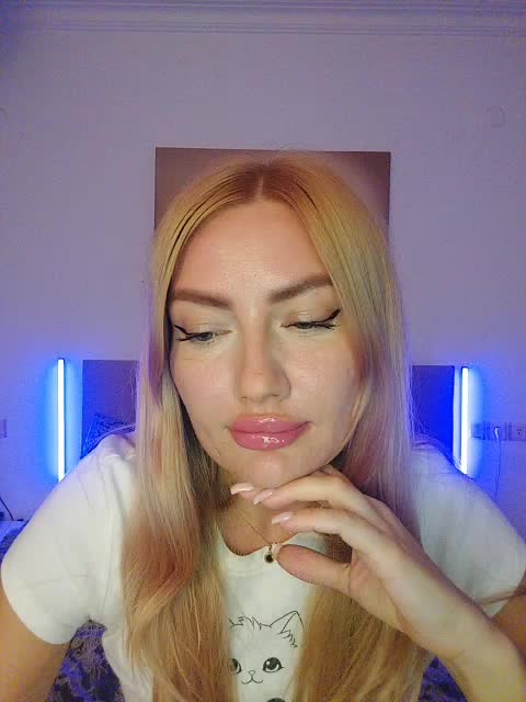 AlenaFeya Adult Chat August 14, 2025