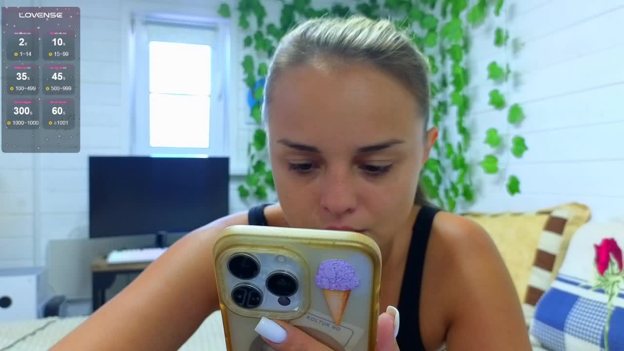 misss-vikki Adult Chat August 14, 2025