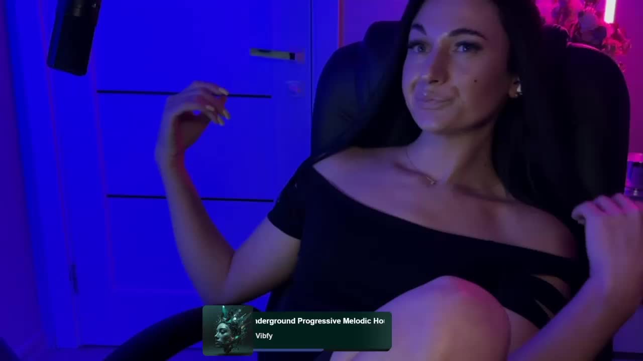 _UkRaiNo4Ka_ Adult Chat August 14, 2025