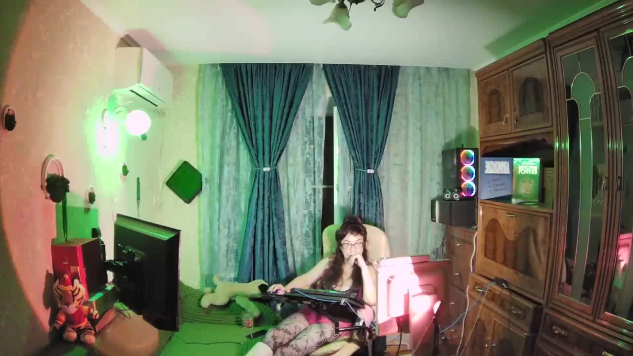 Infodar Adult Chat August 14, 2025