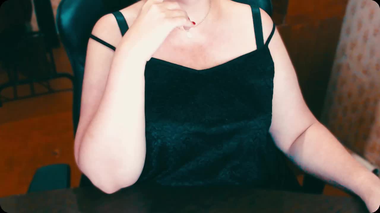 Alisa1917 Adult Chat August 14, 2025