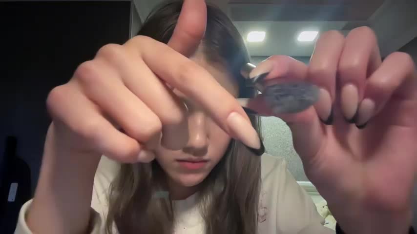 Liil_domi Adult Chat August 14, 2025