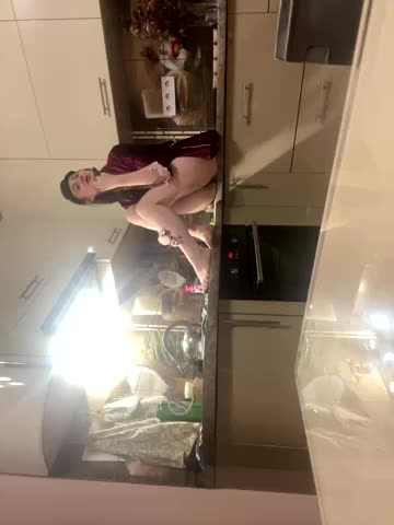 Flossy_Vettie Adult Chat August 14, 2025