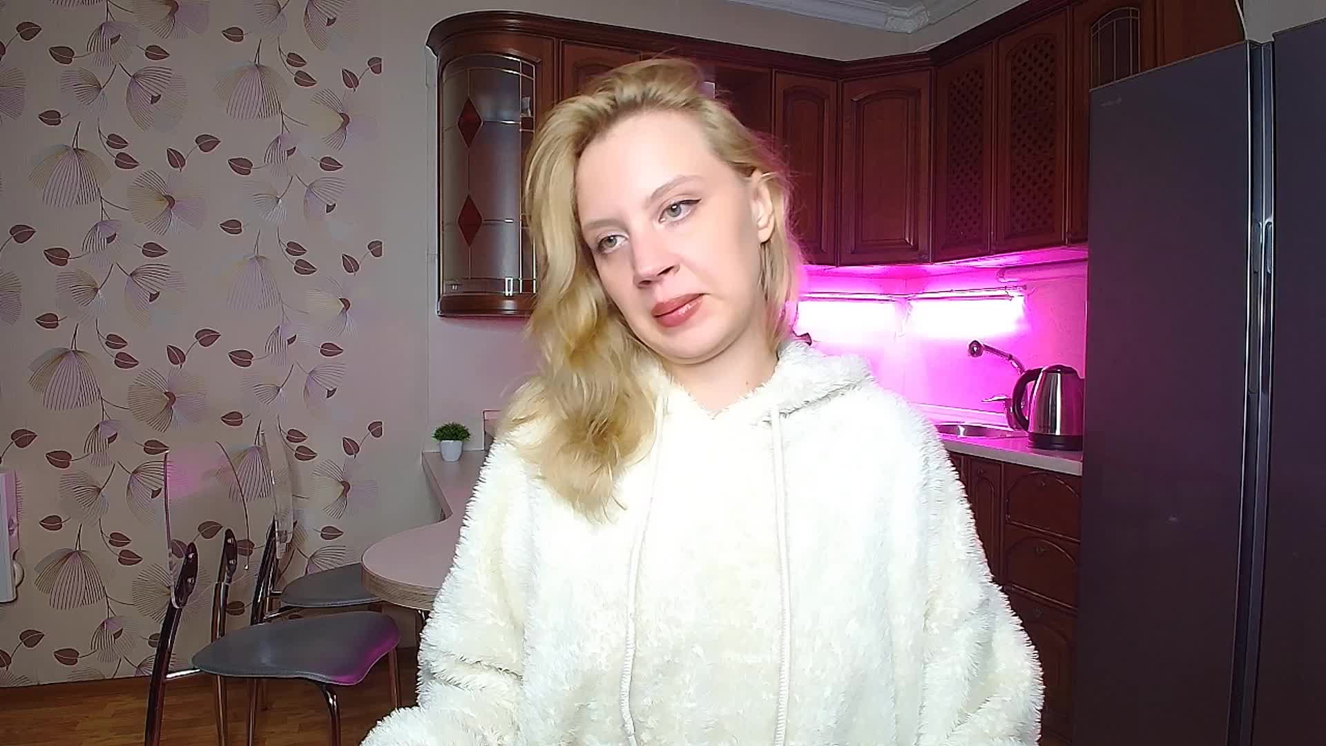 Nadins Adult Chat August 14, 2025