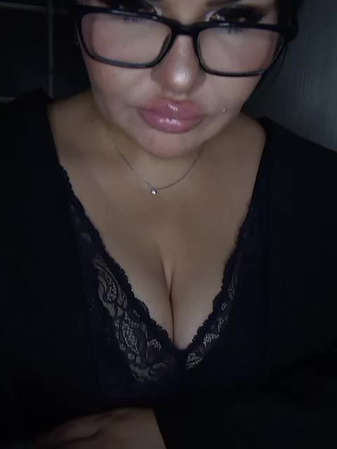 Brunetochkaaa Adult Chat August 14, 2025