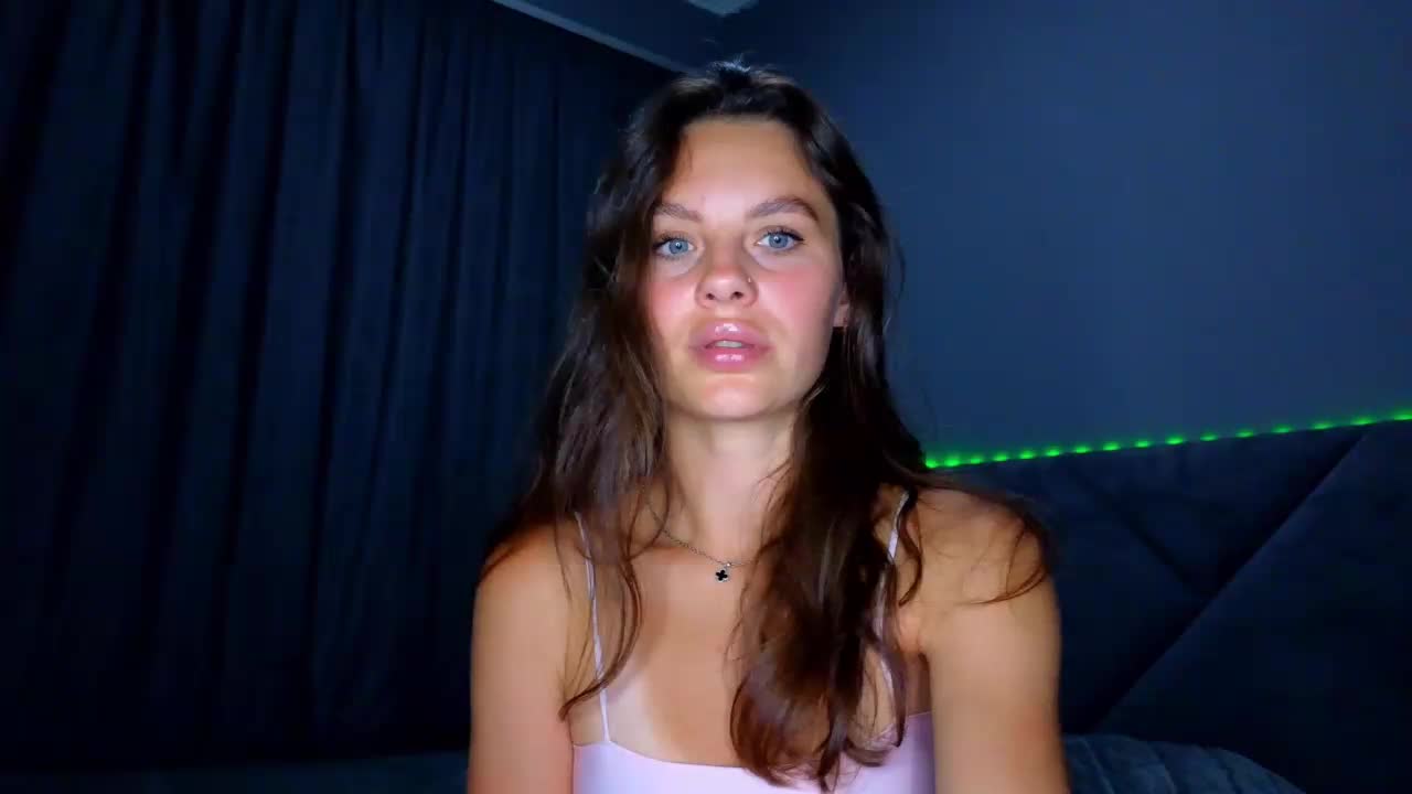 VALERIYAAA Adult Chat August 14, 2025