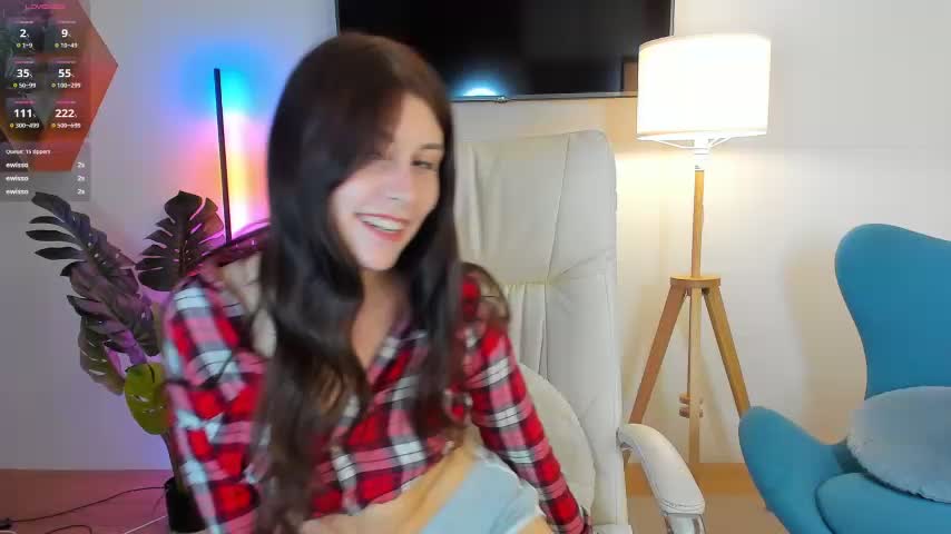 Hailey_Green Adult Chat August 14, 2025