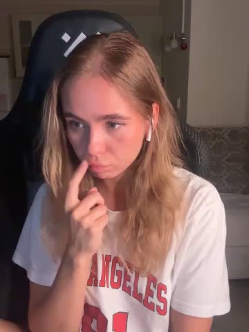 SkyBriii Adult Chat August 13, 2025