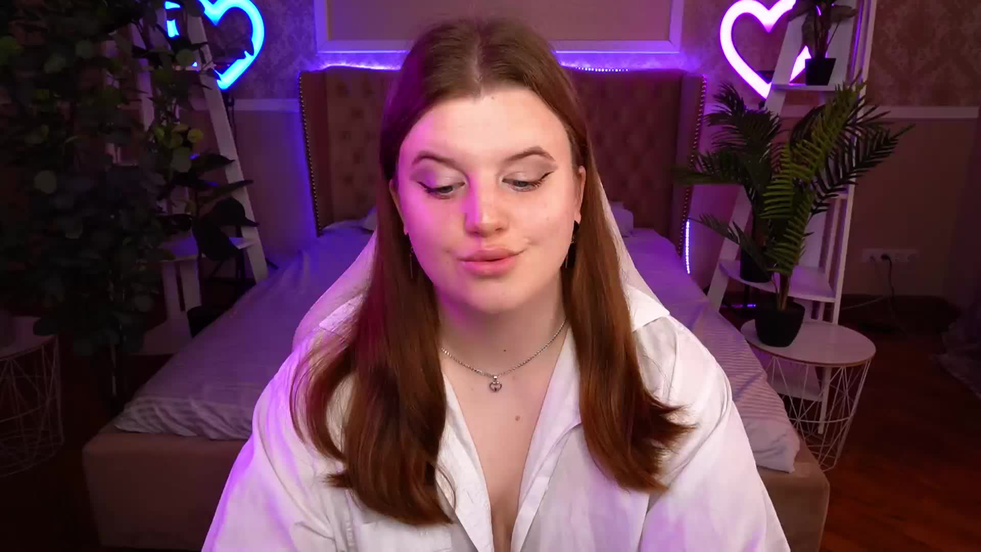 KristiMoons Adult Chat August 14, 2025