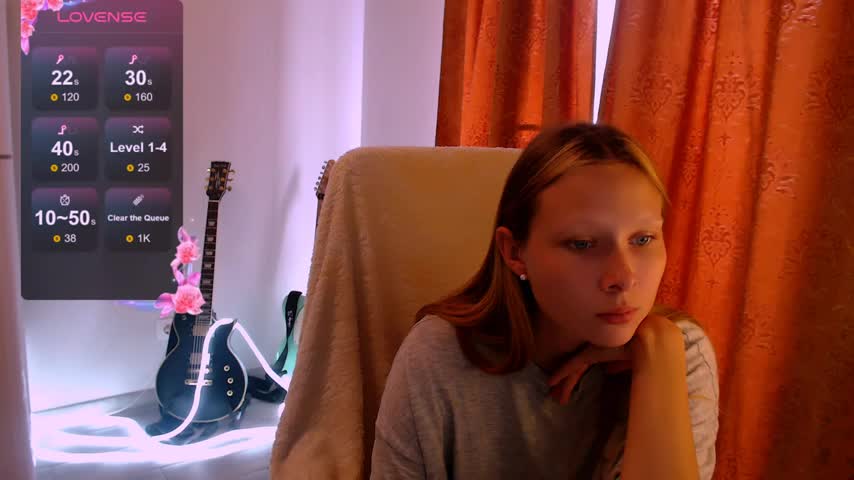 meek_cutie Adult Chat August 14, 2025