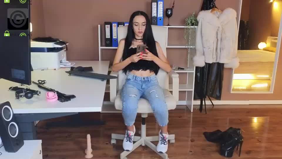 bella_harper92 Adult Chat August 14, 2025