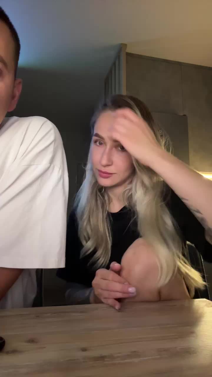 QueenKing Adult Chat August 14, 2025