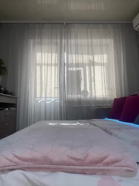 tinahot Adult Chat August 14, 2025