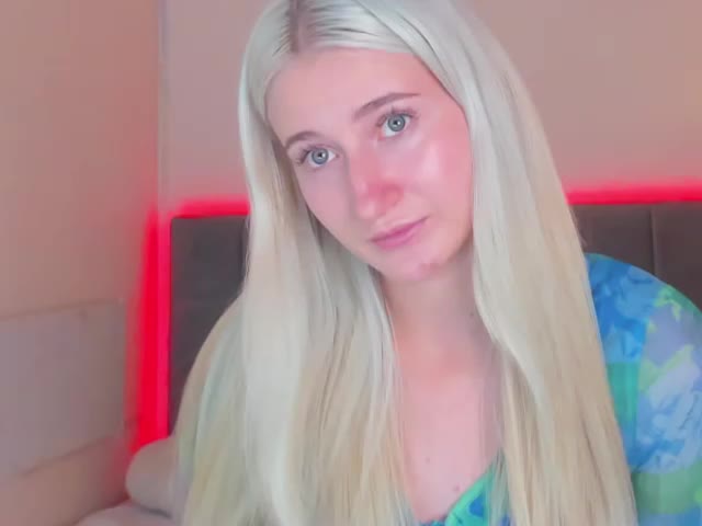 HollyTaillor Adult Chat August 14, 2025