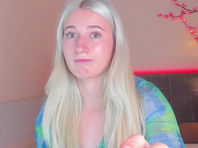 HollyTaillor Adult Chat August 14, 2025