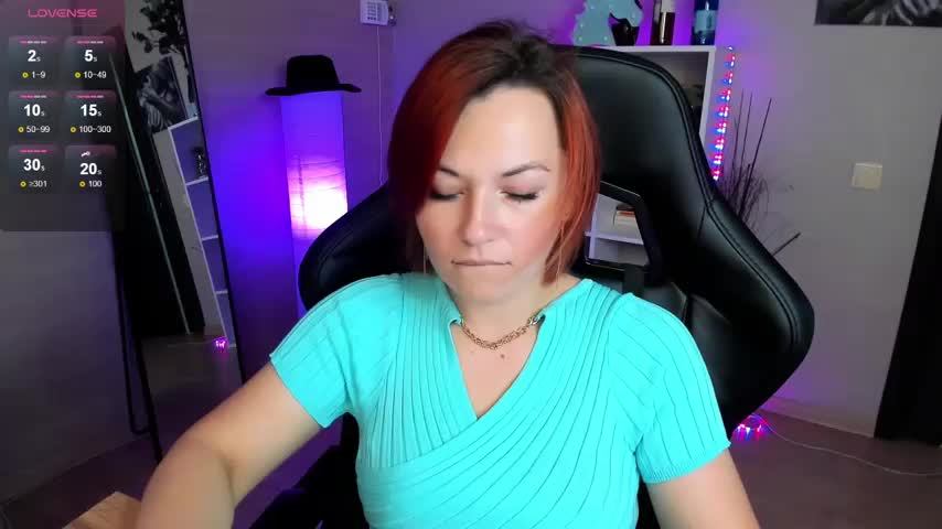 Serena_Woods Adult Chat August 14, 2025