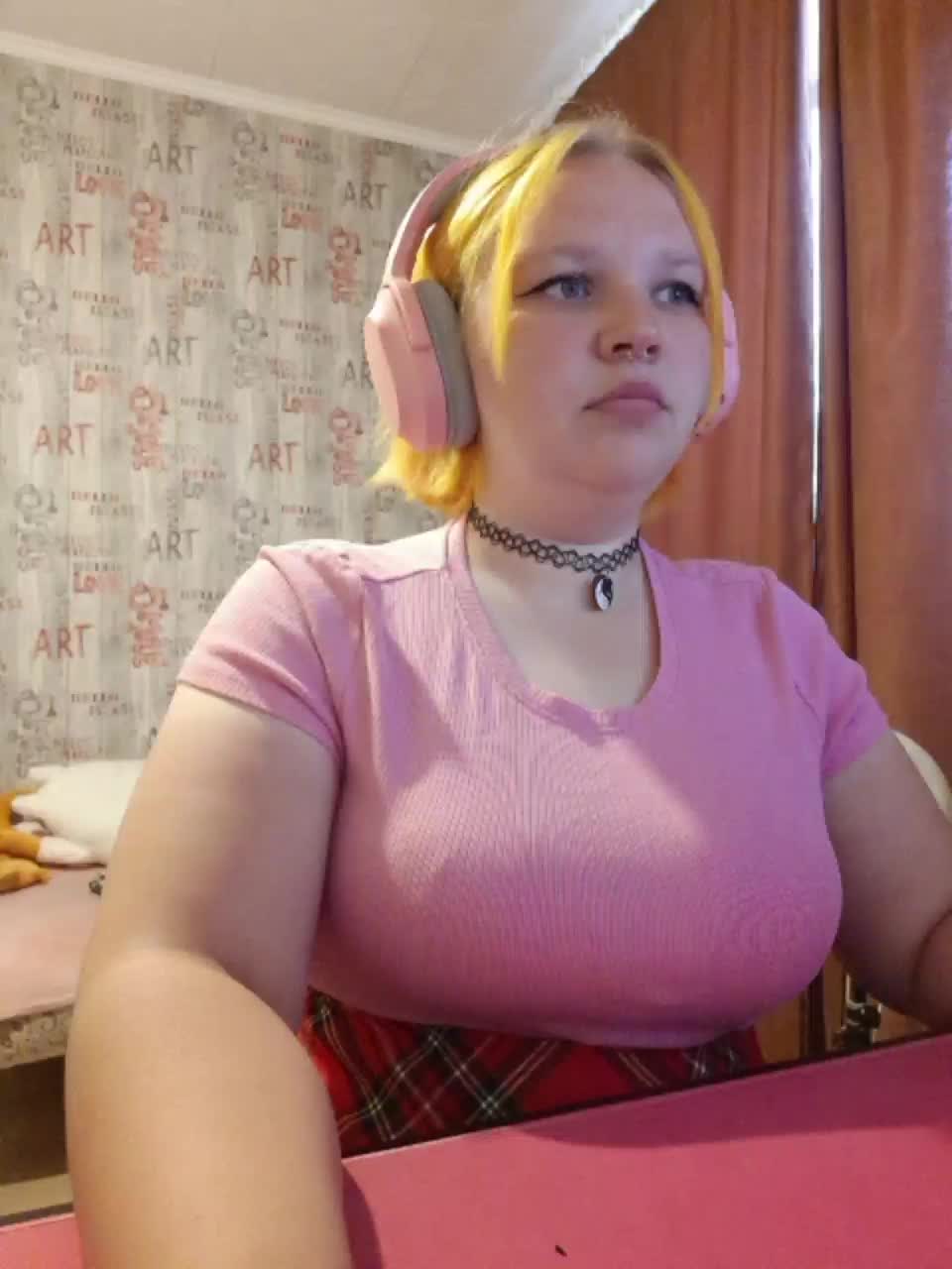 -MeooW- Adult Chat August 14, 2025