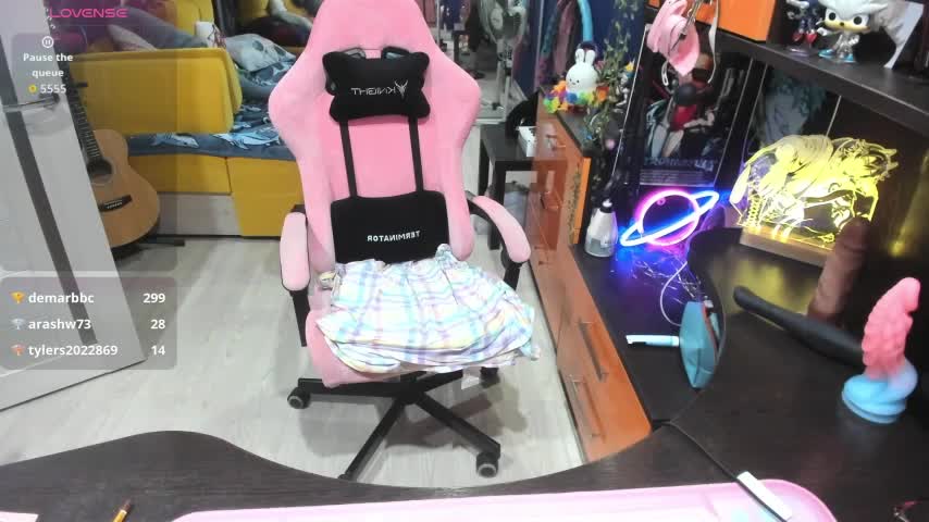 Softie_Sofy Adult Chat August 14, 2025