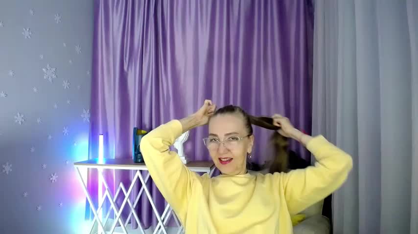 queen_a_n_i Adult Chat August 14, 2025