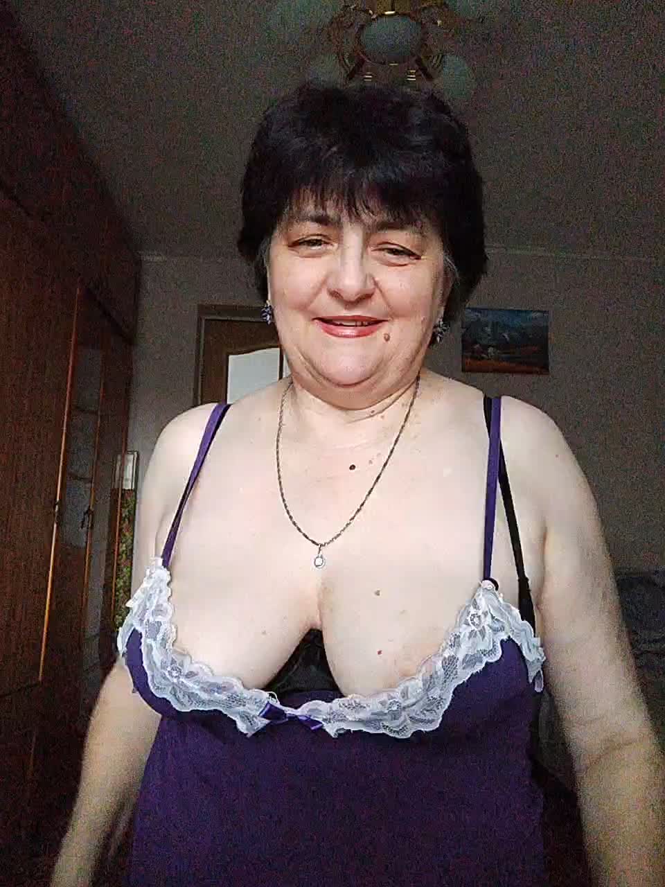 IsXLoves Adult Chat August 14, 2025