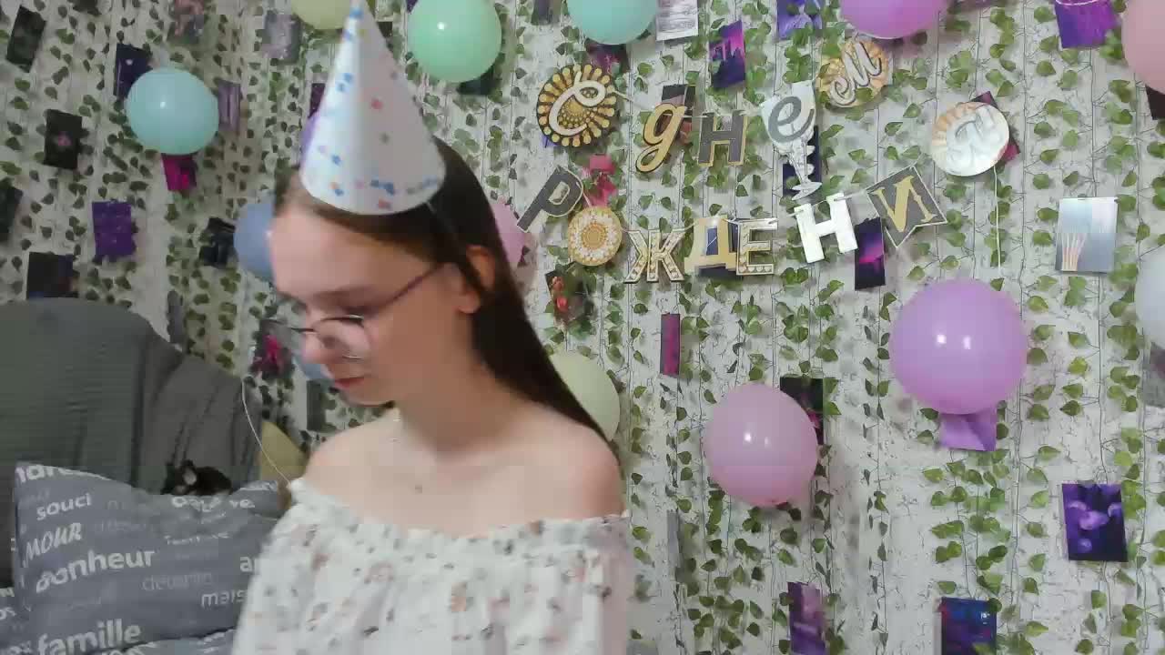 Stacey-Kiss Adult Chat August 14, 2025