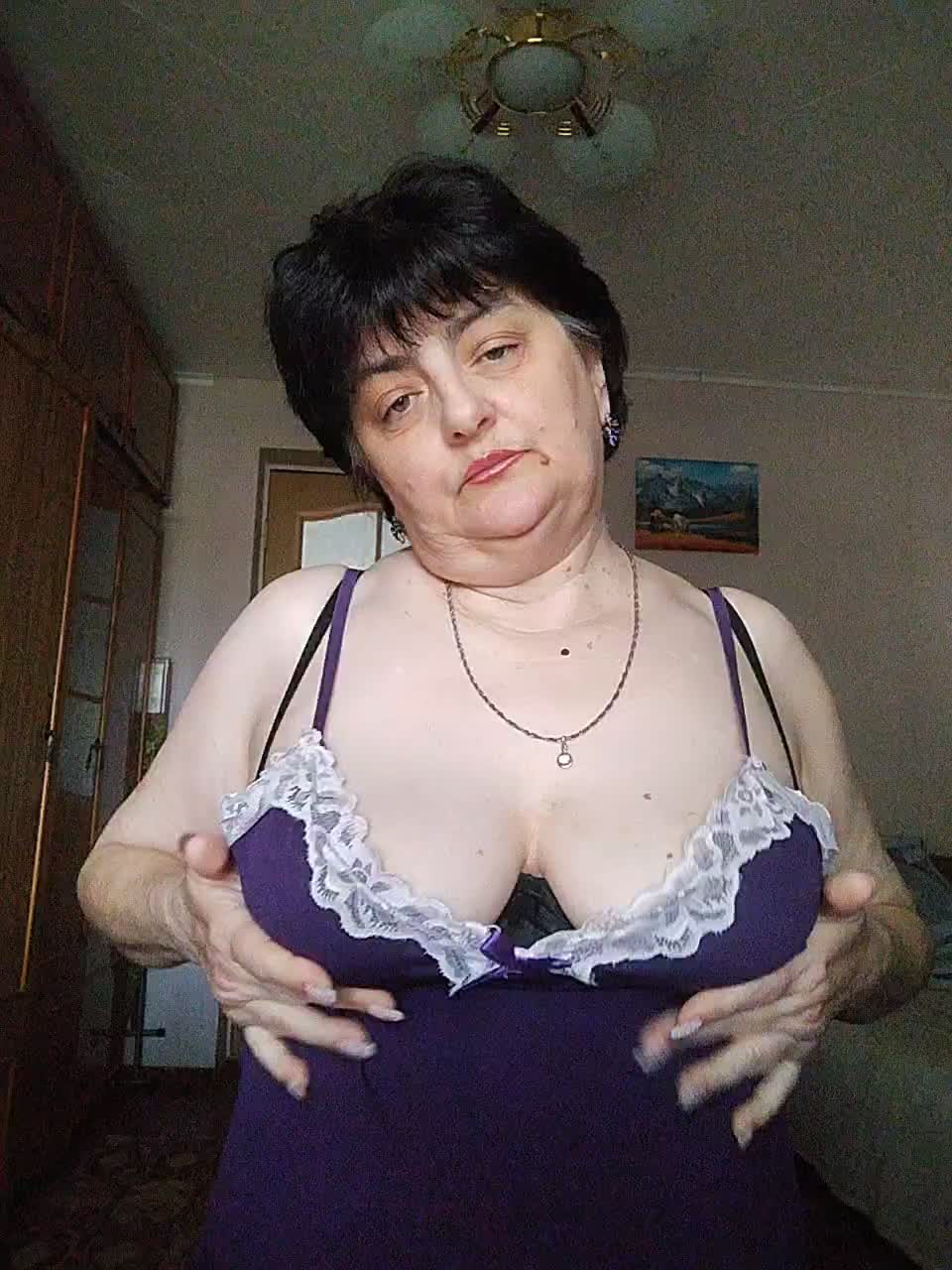 IsXLoves Adult Chat August 14, 2025