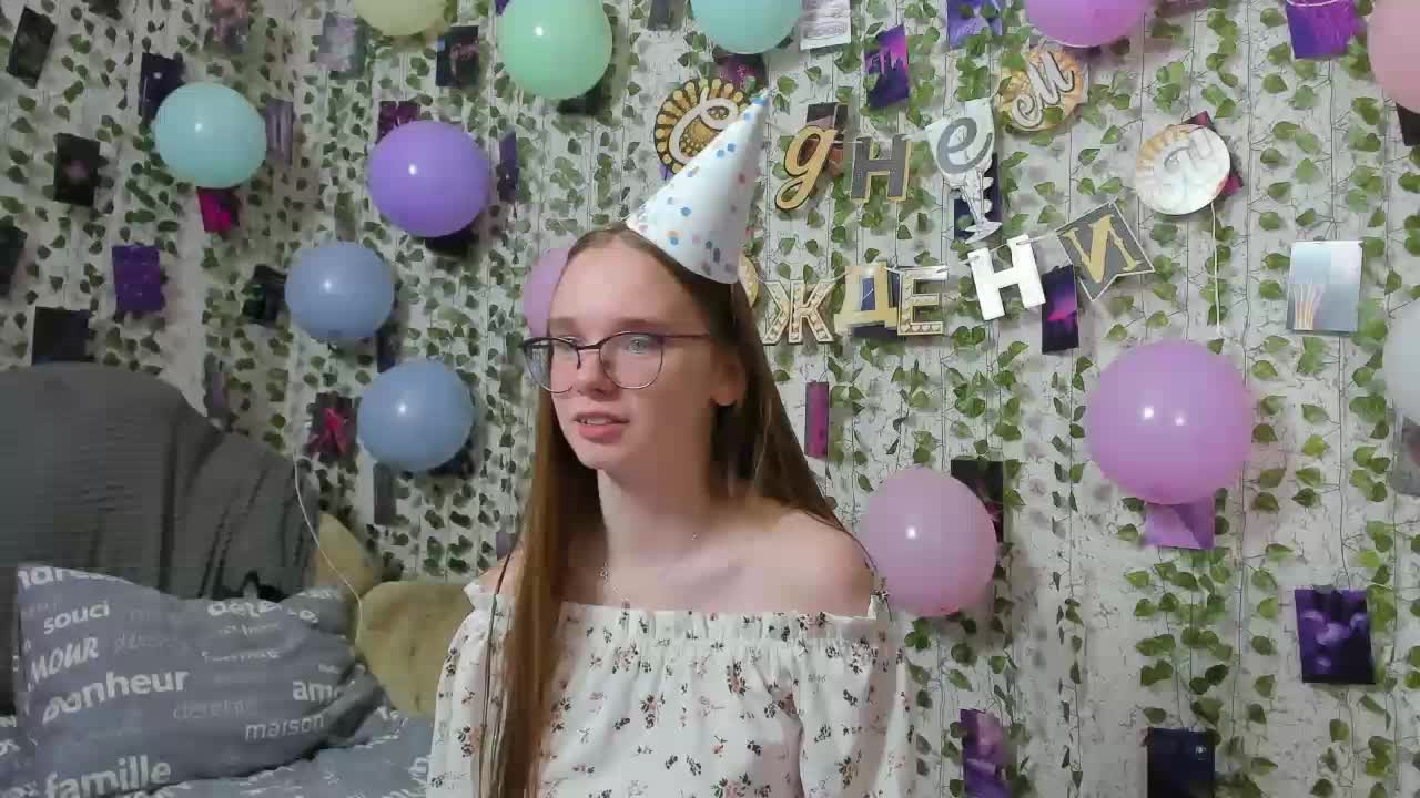 Stacey-Kiss Adult Chat August 14, 2025