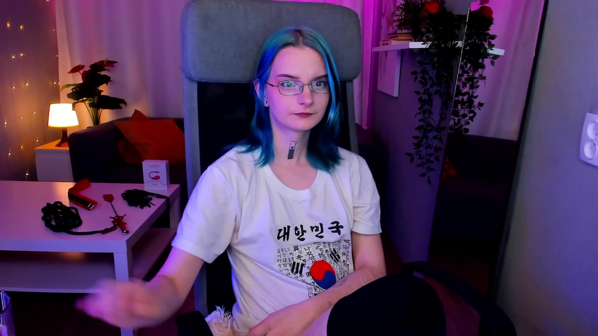 lika-haris Adult Chat August 14, 2025